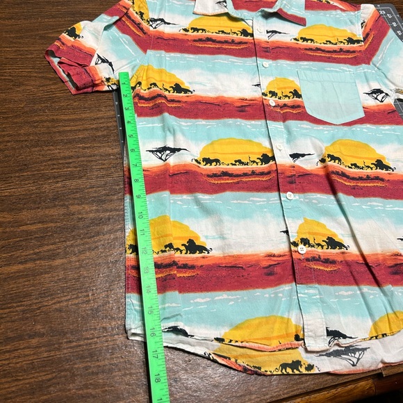 Disney Vintage Lion King Button Down Short Sleeve Shirt Mens Medium - Picture 5 of 9